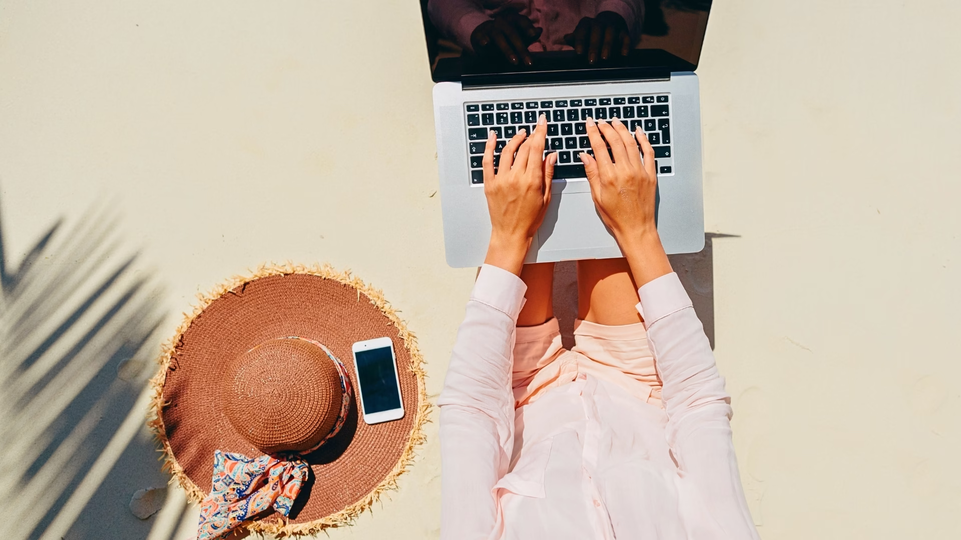 25 Featured 01 - The Ultimate Guide to Best Blogging Platforms