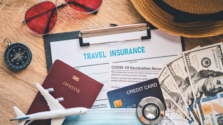 33 Safety Tips for Solo Travelers: How to Stay Safe While Traveling Alone 1 63 Featured 01 - 33 Safety Tips for Solo Travelers_ How to Stay Safe While Traveling Alone