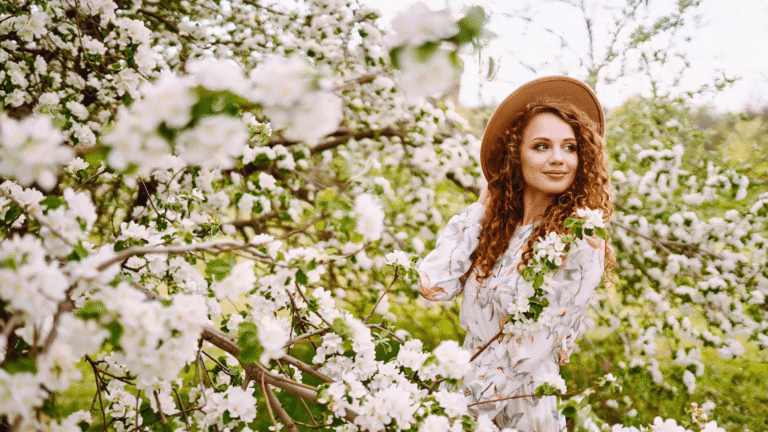 Spring-Summer 2025 Fashion Trends: Empowered Elegance 1 Spring-Summer 2025 Fashion Trends: Empowered Elegance