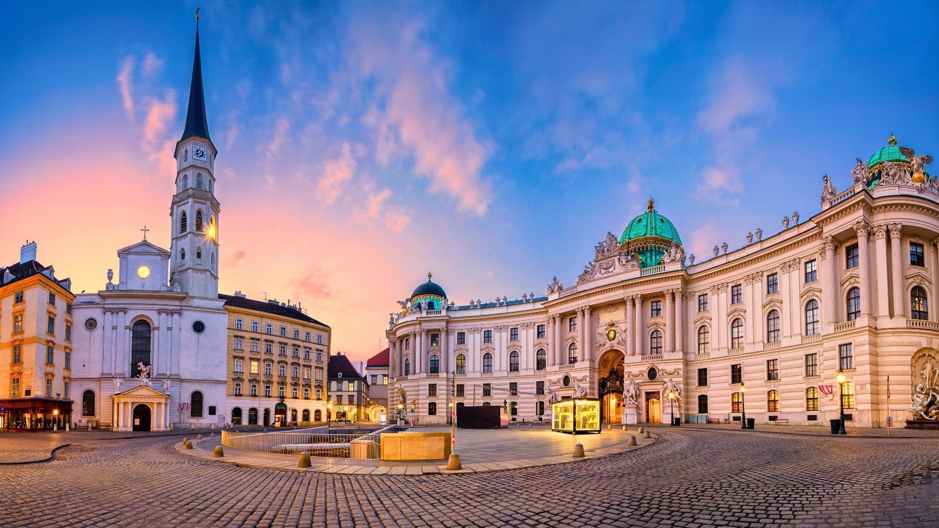 65 Featured 01 - The Ultimate Austria Itinerary_ A Solo Traveler’s Guide With Travel Expert Tips