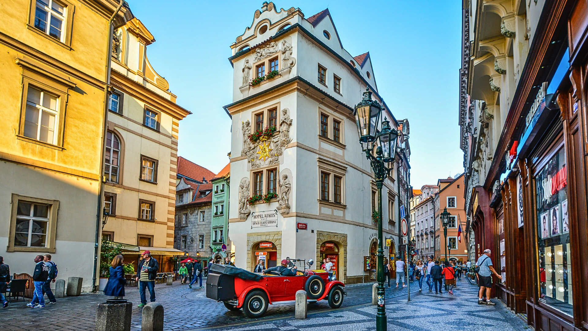 7-Day Prague Itinerary for Solo Female Travelers 2 7-Day Prague Itinerary for Solo Female Travelers